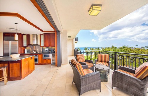 Ko Olina Condo | Upgraded 5th floor in Beach Tower - Ocean Views & Beautiful Sunsets