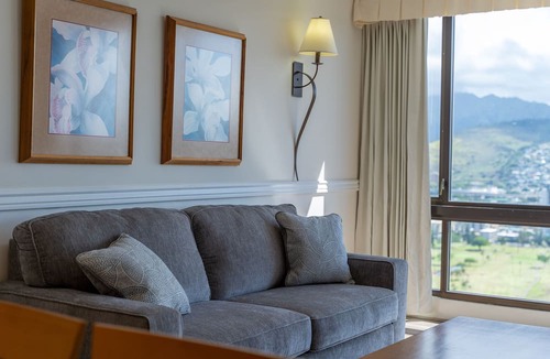Waikiki Condo | Special Rate.Charming 1BD With Ko'olau Mountain Range View!