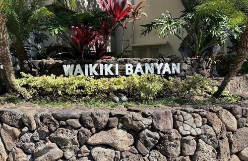 Waikiki Condo | Waikiki Banyan - Ocean View, Free Parking, Beach Gear plus lots of extras!