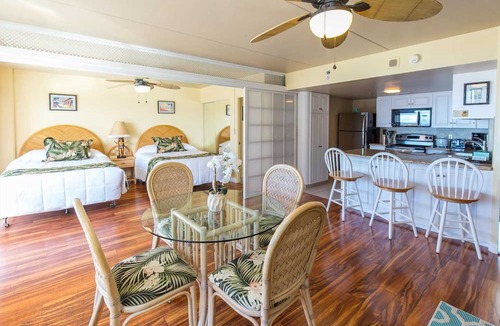Waikiki Condo | Ilikai 1418 2 Bed Room Luxury Remodel Ocean/Lagoon Views