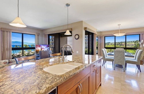 Kaanapali Condo | MRR Presents Kaanapali Ali'i 272 - Remodeled 7th Floor Corner 2BR w/Partial Ocean AND Mountain Views!