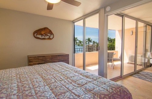 Maalaea Condo | Bright, Beautiful, Remodeled Island Sands 505 Condo