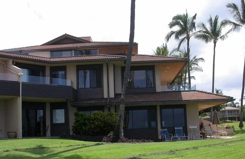 Wailea Condo | Beachfront /Corner /Renovated/2nd floor condo unit: F-204