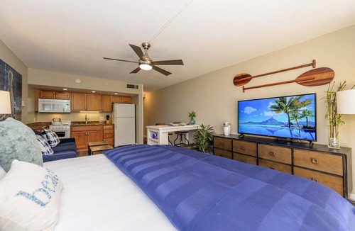 Kahana Condo | Perfect Studio Royal Kahana 119