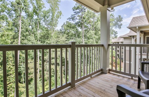 Town Center Apartment | Minutes to KSU in the heart of Town Center!