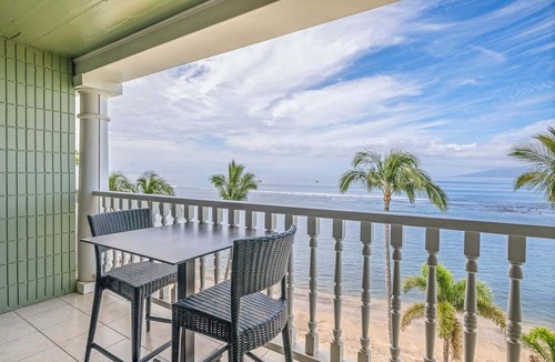 Historic Lahaina Front Street Condo | NEW LISTING: Lahaina Shores 513 – Oceanfront Views