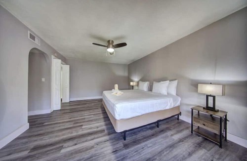 Harbordale Apartment | Mahalo Isles Apartments by Rocketstay