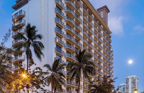 Waikiki Hotel | 2 Double Beds Room, Hilton Garden Inn, Walk to Waikiki Beach, Rooftop Pool