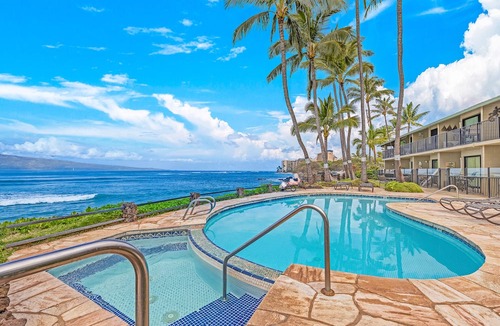 Kahana Apartment | Oceanfront Studio w/Sunsets and Surf - Noelani 119 - Turtle Viewing Beach