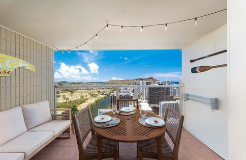 Waikiki Condo | Waikiki studio w/lanai and beach access