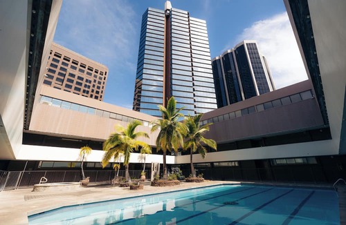Downtown Honolulu Condo | Bishop Suites @ Executive Centre, Mountain View Suite #3609, Downtown Honolulu