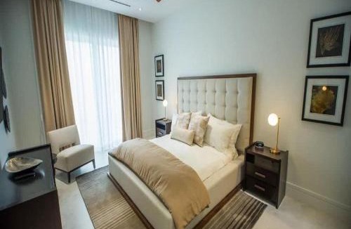 Warsaw House | 2 Bed Condo at ONE Cable Beach with balcony