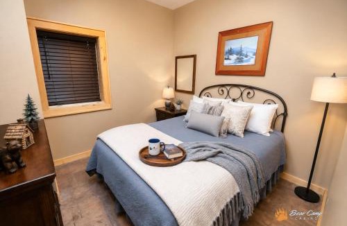 Chalet Village North Ski Chalet | Majestic View Lodge, Amazing Views, Hot Tub, 560 FREE tickets each paid day!