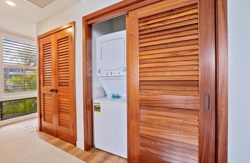 Napili Apartment | Kapalua Bay Villas Ocean View 3 BR Sleeps 8 Steps to Beach Complimentary Car with 6 Nights KBV ML-1993 by KBM