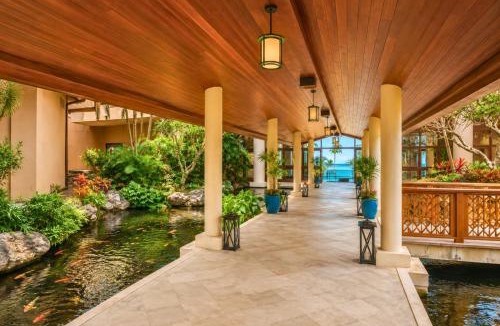 Montage Kapalua Bay Apartment | The Resort at Kapalua Bay Oceanfront 3 BR Sleeps 10 Luxury Resort Living Complimentary Car with 6 Nights MON-1205 by KBM