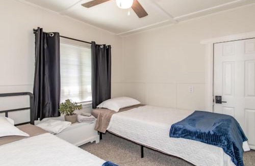Mentor Headlands House | Fisherman's Cottage 3BR Lake Erie Retreat