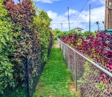 Mokuleia House | Coral Wave Cottage