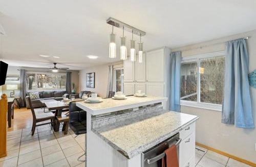 West Colorado Springs Villa | Pet Friendly near Garden of the Gods AF Academy