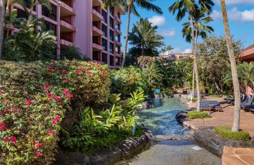 Kahana Hotel | Petite Retreat at Kahana Falls