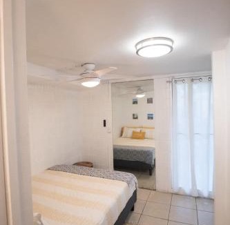Punaluu Apartment | Ground Level Beachfront Studio