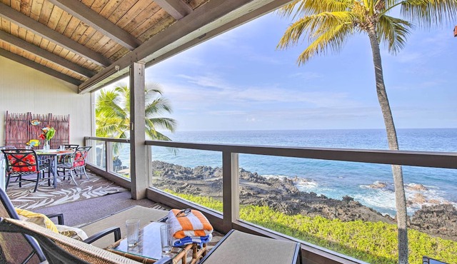 Airy Oceanfront Kailua-kona Gem w/Community Pool