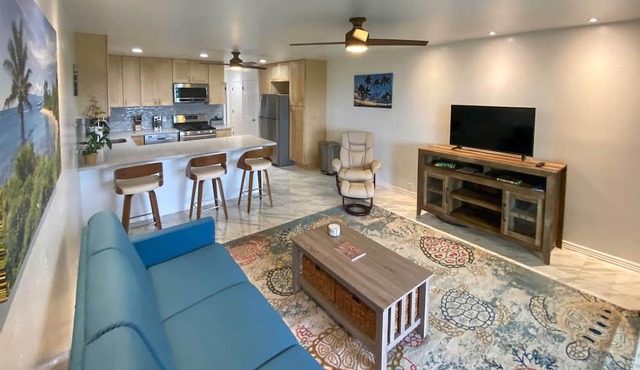 High-end Resort Condo Nestled on Molokai Shoreline