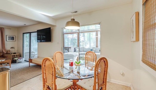 8 Mi to Ocean City: Warm & Cozy 3BR Family Home