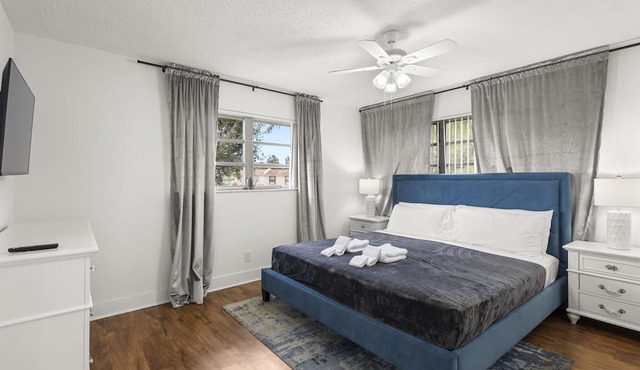 Beautiful Family Friendly Condo – Palm Wave Stays