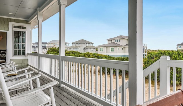 Perfect views of South Beach and Sunsets on Bald Head Island! Recently renovated!