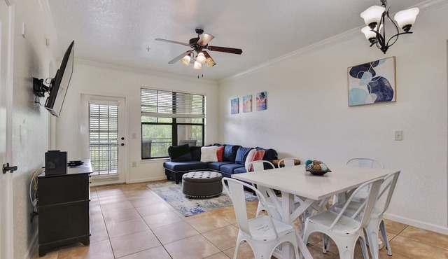 Luxury stay just minutes to Disney, Shopping, Activities, Golf & Dining.