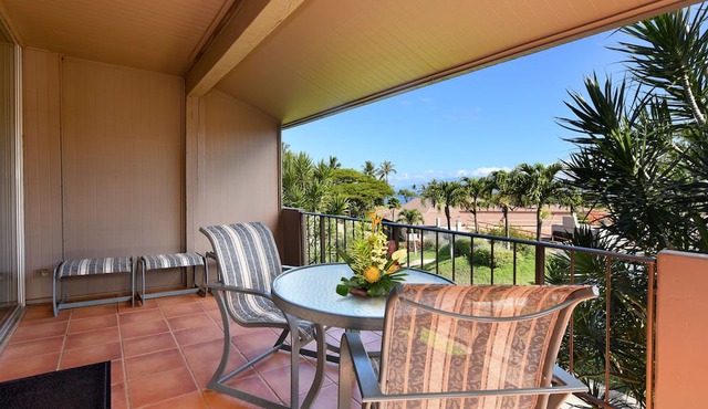 Top Floor, Corner Unit, Pool View, Kaanapali Beach
