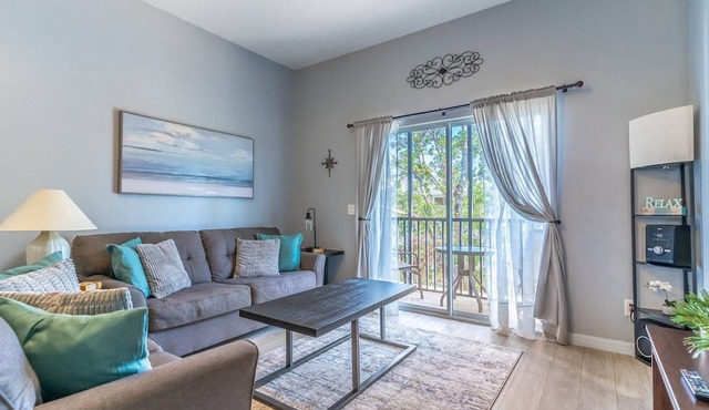 Caribbean-Style Orlando Resort Condo | Pools, Hot Tubs, Splash Pad & Near Disney