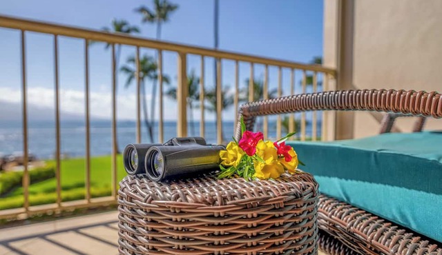 Maui Stunning Prime Ocean Front View of the Bay and Haleakala! *Maalaea Kai 212*