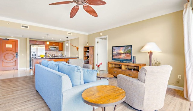 Maui Resort Rentals: Honua Kai - 4 Total Bedrooms, 5th floor Ocean AND West Maui Mountain Views