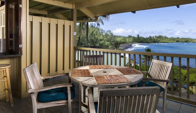 Oceanview #201 at Hana Kai Maui - 1 Bedroom Upper Floor Corner, Panoramic View!