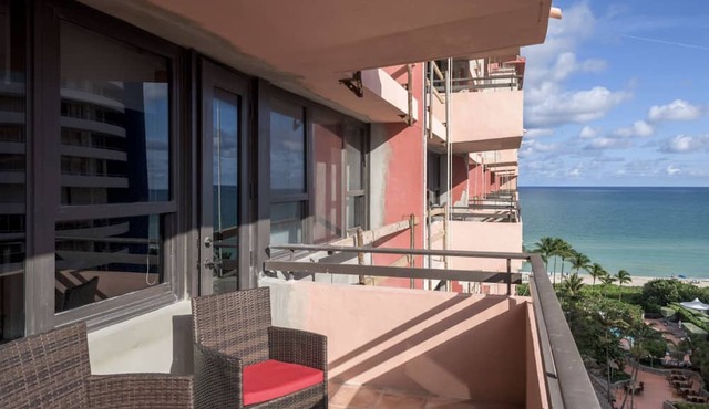 Exquisite Oceanfront Condo In Resort