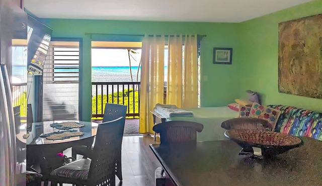 MOLOKAI ISLAND Two Bedroom Oceanfront Top End Unit!