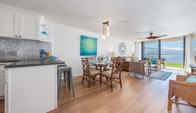 SUMMER SALE! 2BD OceanFront Getaway w AC Pool - Lauloa 105