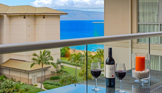 Maui Resort Rentals: Honua Kai Hokulani 608 - 6th Floor 1BR w/Partial Ocean & Mountain Views!