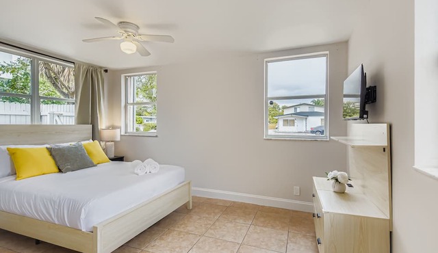 Lauderdale Breeze Villas