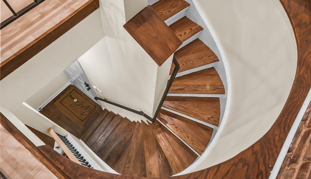 NEW 2BR/2Bath, 4Beds, 10 Min to NYC, Sleeps 6