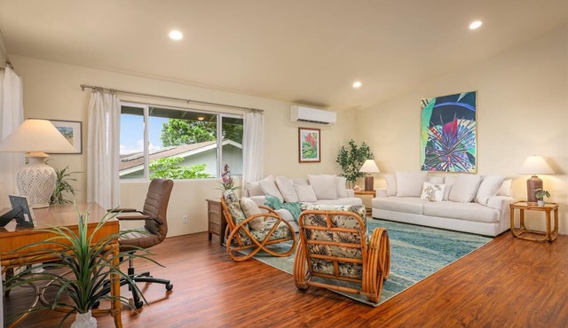 Stunning 3-bedroom 2-bath home in Kailua Kona with AC sleeps 8