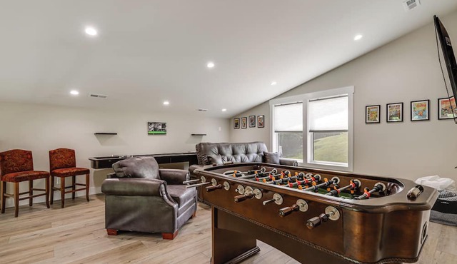 Smoky Mountain Riverfront Barndominium
