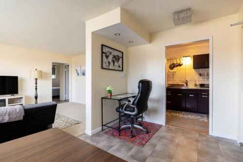 Georgetown Villas Two Bedroom 3-2a Apartment in Fairview Park, Ohio!