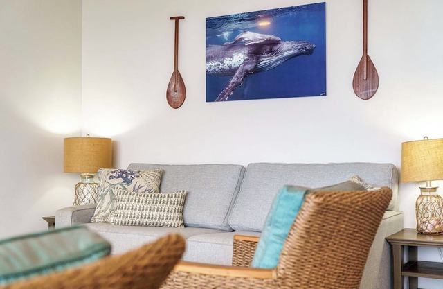 Maui Parkshore 410 - Modern Renovation & Stunning Ocean Views, Kamaole III Beach